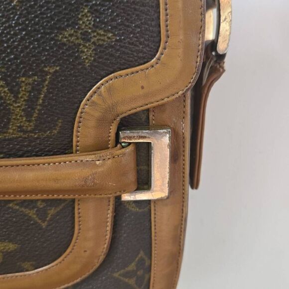 Vintage Louis Vuitton Crossbody Handbag - Picture 11 of 16